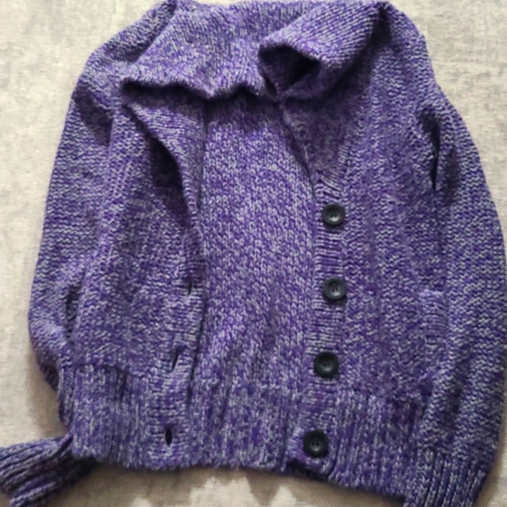 Cardigan - Picture 2 of 2